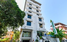 Oyo 11309 Hotel Green Land Residency
