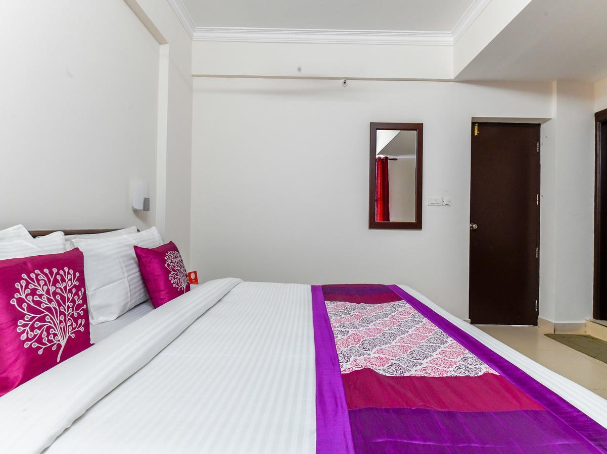 Oyo 11309 Hotel Green Land Residency Kochi Exterior photo