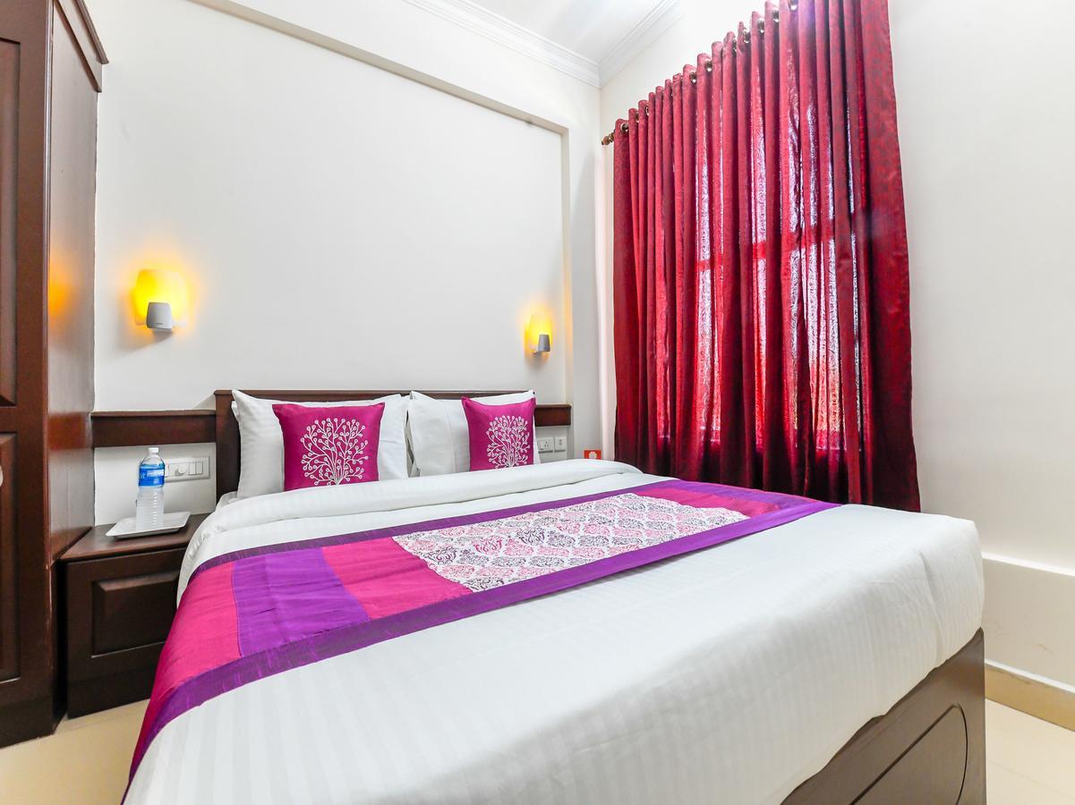 Oyo 11309 Hotel Green Land Residency Kochi Exterior photo