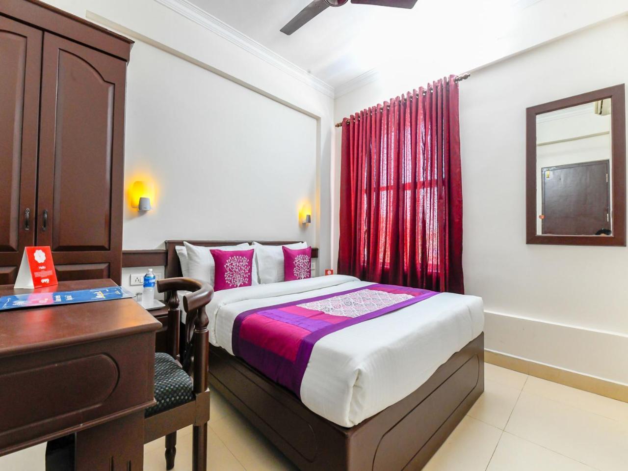 Oyo 11309 Hotel Green Land Residency Kochi Exterior photo